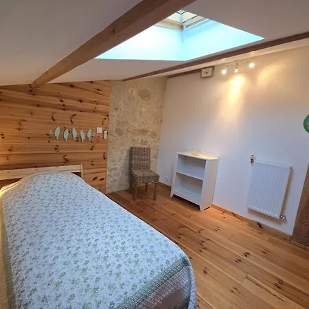 Spacieux Pour 8 Personnes En Dordogne Avec Grand Jardin - Fr-1-616-545