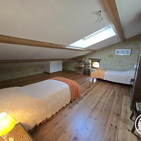 Spacieux Pour 8 Personnes En Dordogne Avec Grand Jardin - Fr-1-616-545